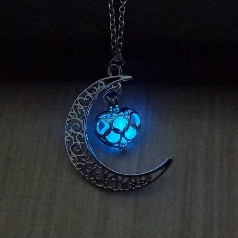 Glowing Pendant Necklace - Image 6