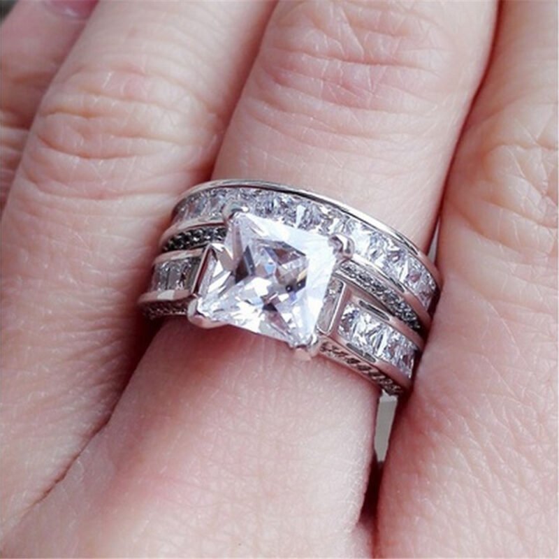 His & Hers CZ Rings - Image 4
